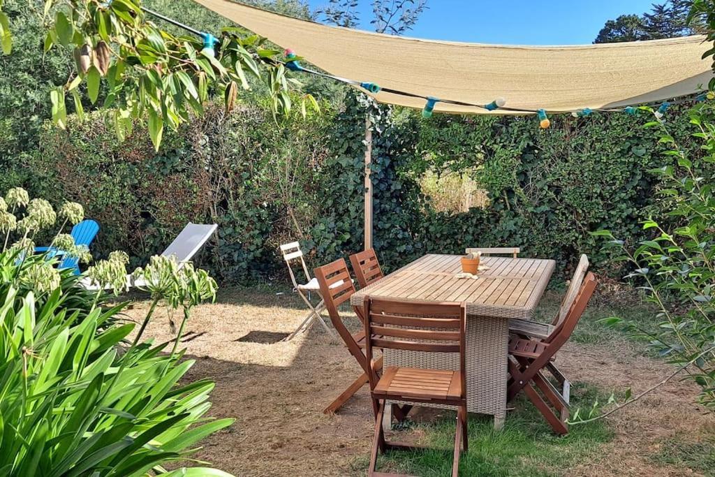 Logement Avec Jardin De Bord Mer Port Navalo Arzon Zewnętrze zdjęcie